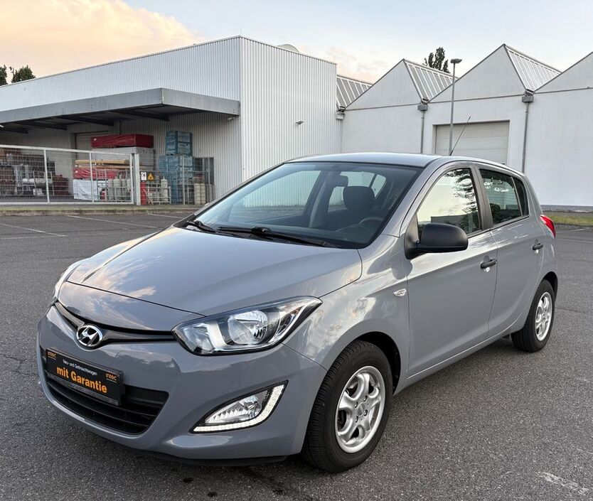 i20