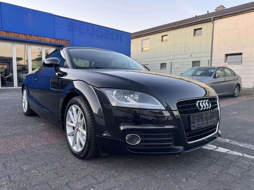 TT