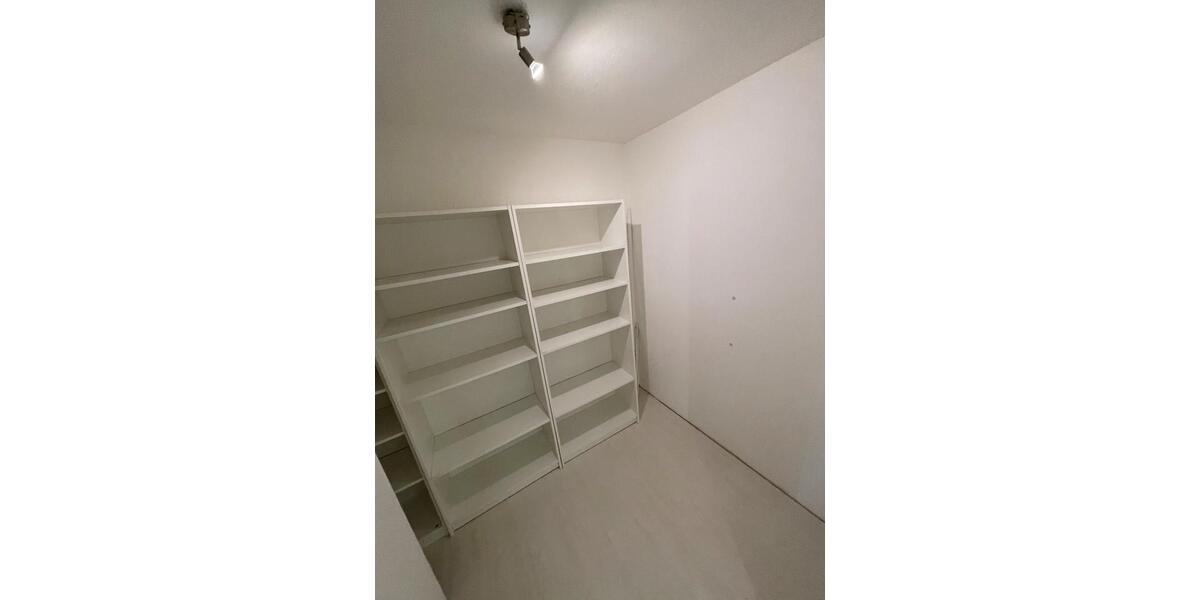 Hochparterre Wiesbaden Mainz-Amöneburg - 2.5 Zimmer, 77 m&sup2;, 260.000&euro; | Angebot:26690446
