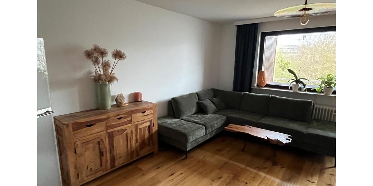Etagenwohnung Wiesbaden Biebrich - 4 Zimmer, 92 m&sup2;, 370.000&euro; | Angebot:25924208