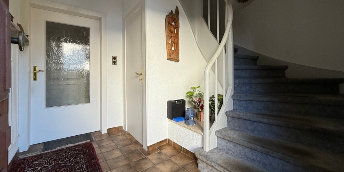 Bad Soden: Ihr Familiendomizil in Toplage der Sophienruhe - Einfamilienhaus Bad Soden-Neuenhain Neuenhain | Angebot:25343939