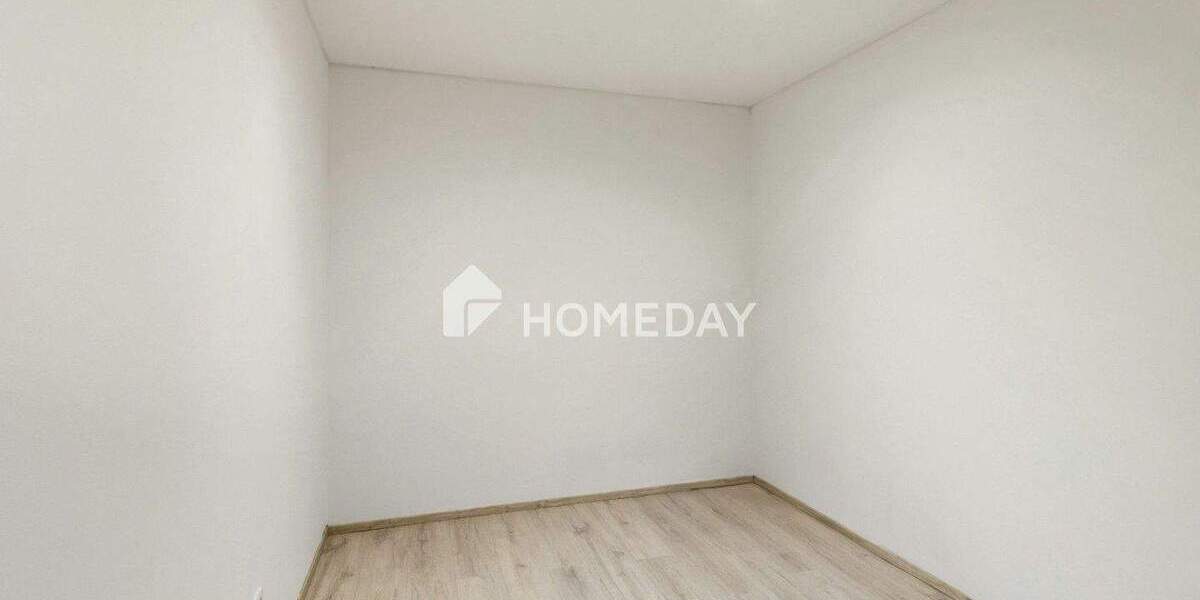 Familienidylle im Grünen - vielseitiges Zweifamilienhaus mit Ausbaureserve 6 zimmer