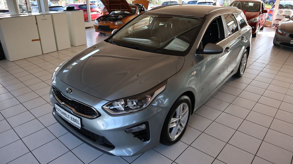 Kia ceed Sportswagon 69.600 km 15.310 &euro; Wiesbaden 65199