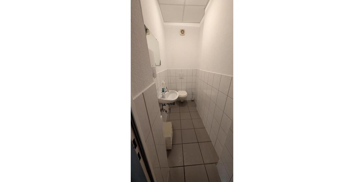 5-Zimmer-Großraumbüro in Top-Lage von Bingen-Büdesheim ab Feb. zimmer