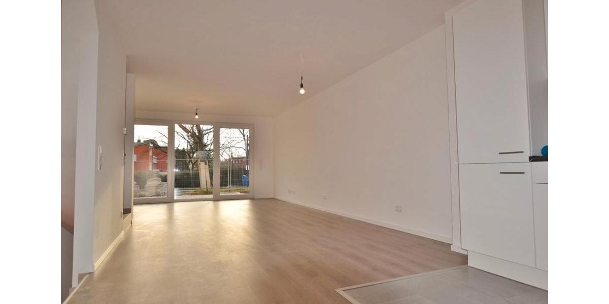 Reihenhaus Wiesbaden Mainz-Amöneburg - 5 Zimmer, 151 m&sup2;, 2.140&euro; | Angebot:26398610