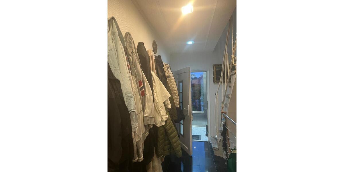 Einfamilienhaus Mainz Gonsenheim - 8 Zimmer, 160 m&sup2;, 850.000&euro; | Angebot:25933333