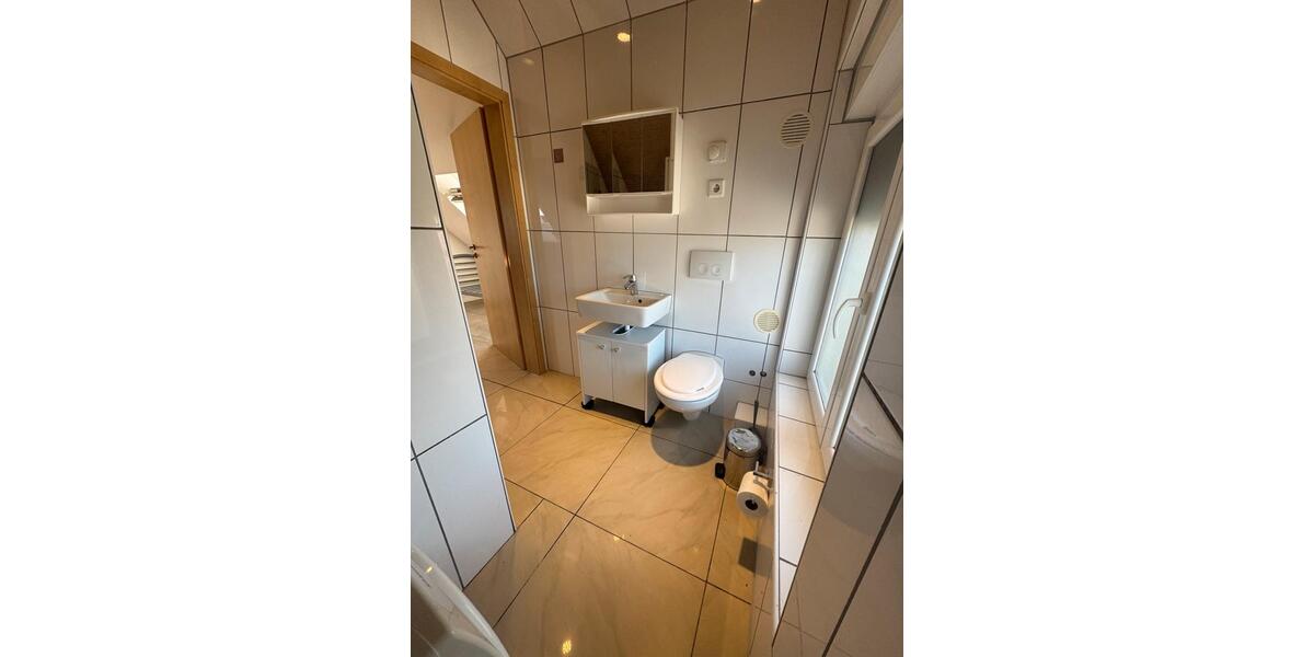 Dachgeschoßwohnung Raunheim - 2 Zimmer, 60 m&sup2;, 950&euro; | Angebot:26312767