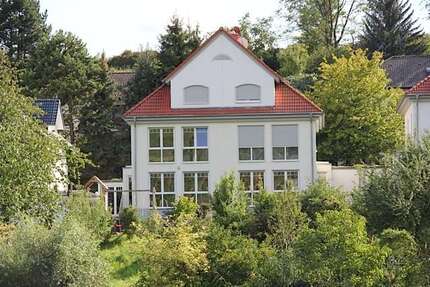 Haus Eltville am Rhein - 8 Zimmer, 183 m&sup2;, 2.750&euro; | Angebot:26161914