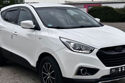 Hyundai ix35 83.000 km 12.200 &euro; kelkheim 65779