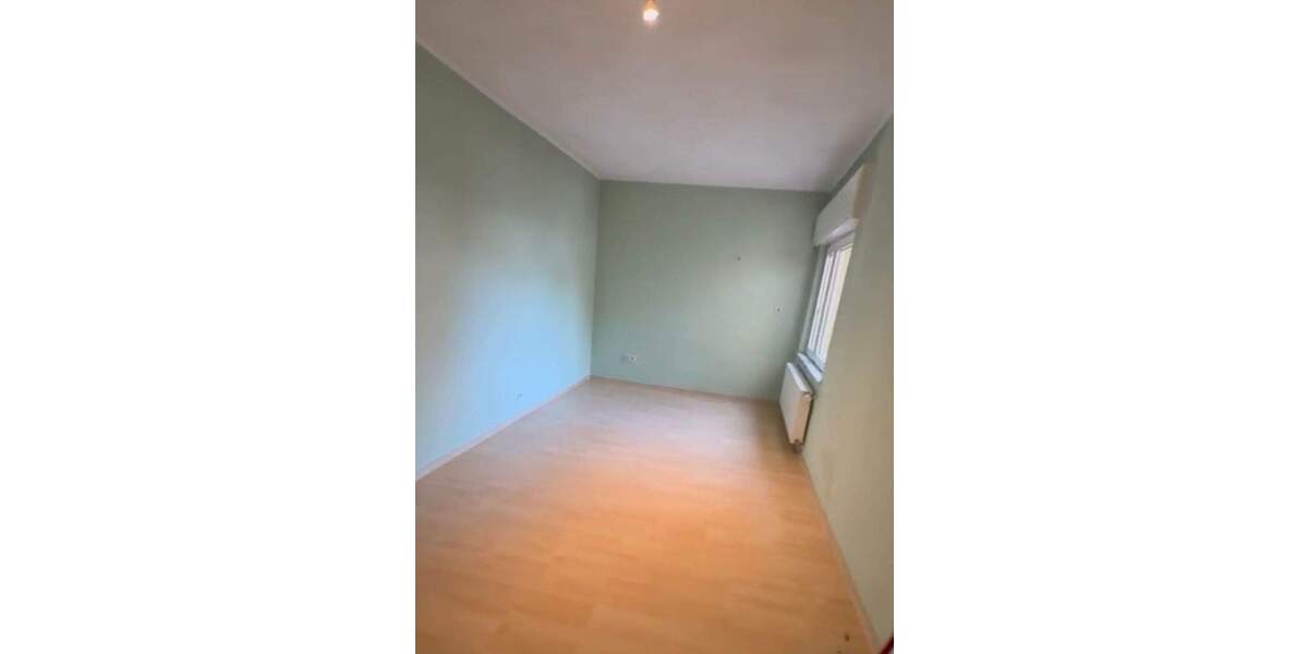 Zweifamilienhaus zur Kernsanierung mit Ausbaureserve in Hattersheim 9 zimmer