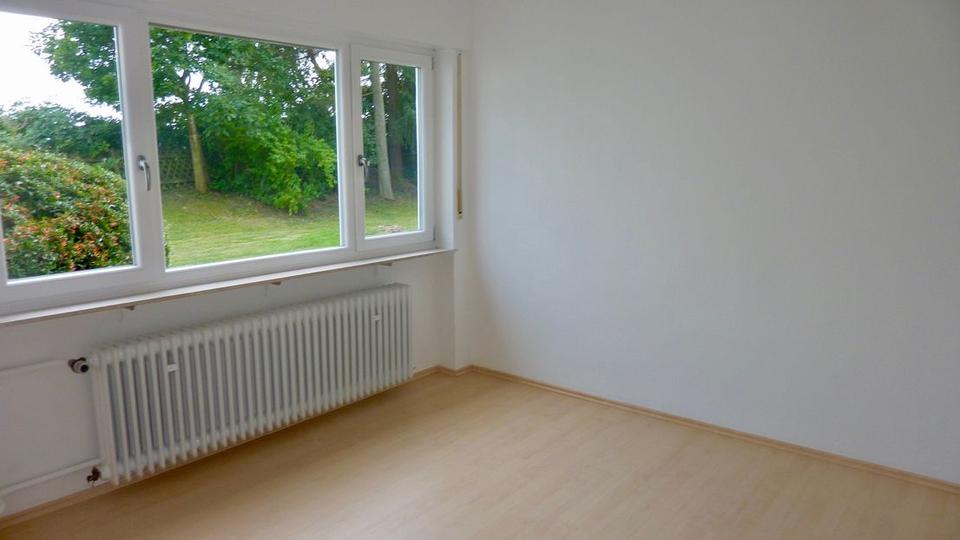 Einfamilienhaus Eppstein - 8 Zimmer, 220 m&sup2;, 2.990&euro; | Angebot:26441688
