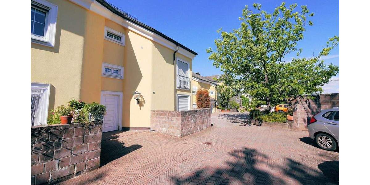 Etagenwohnung Taunusstein Hambach - 3 Zimmer, 83 m&sup2;, 225.000&euro; | Angebot:25424278