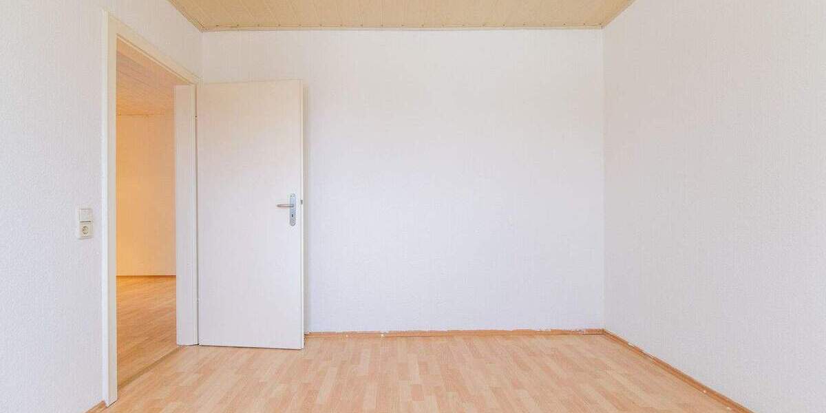 Etagenwohnung Wiesbaden Klarenthal - 3 Zimmer, 73 m&sup2;, 238.000&euro; | Angebot:24906026