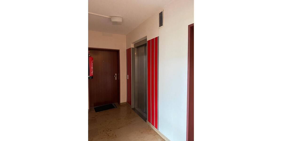 Etagenwohnung Wiesbaden Mainz-Amöneburg - 2 Zimmer, 80 m&sup2;, 310.000&euro; | Angebot:26560282