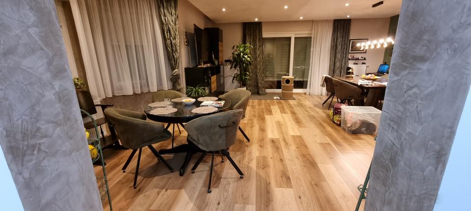 Freistehendes Ein- Zweifamilienhaus mit Garten & Garage – PFrei 7 zimmer