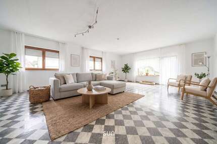 Haus Vockenhausen Vockenhausen - 11 Zimmer, 284 m&sup2;, 580.000&euro; | Angebot:26700539