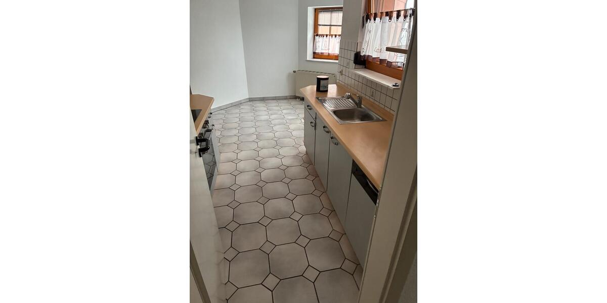 Etagenwohnung Idstein - 3 Zimmer, 100 m&sup2;, 1.100&euro; | Angebot:24701481