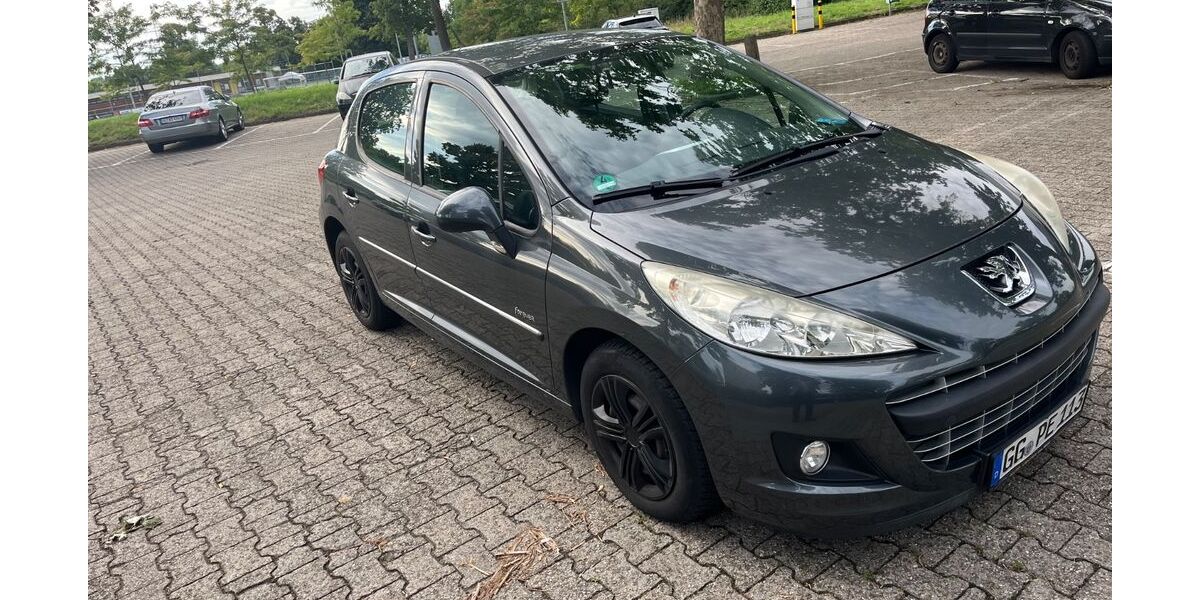 Peugeot 207 72.000 km 5.990 € Rüsselsheim 65428