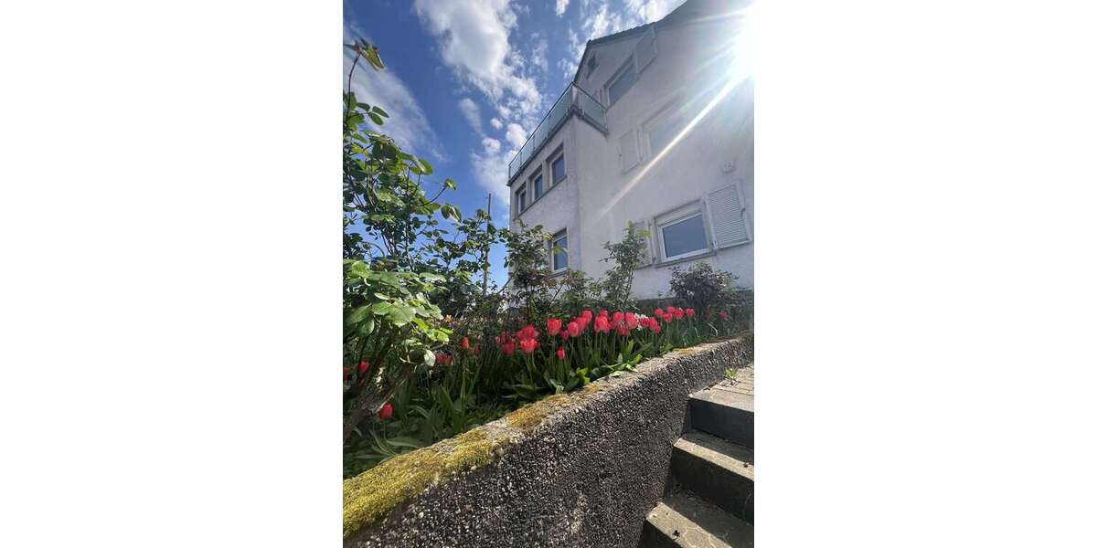 Einfamilienhaus Wiesbaden Bierstadt - 9 Zimmer, 222 m&sup2;, 859.000&euro; | Angebot:26130660