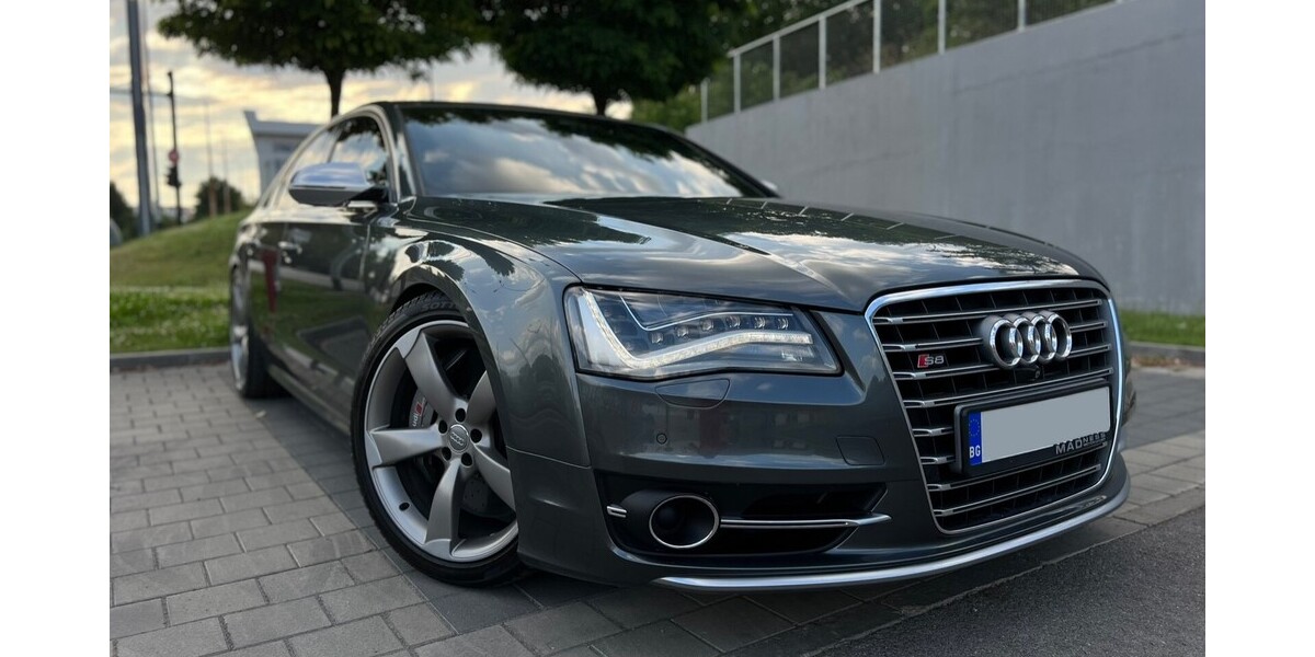 Audi S8 137.000 km 55.000 € Veliko Tarnovo 