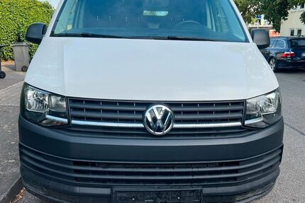 VW T6 Transporter 284.000 km 9.800 &euro; Wiesbaden 65203