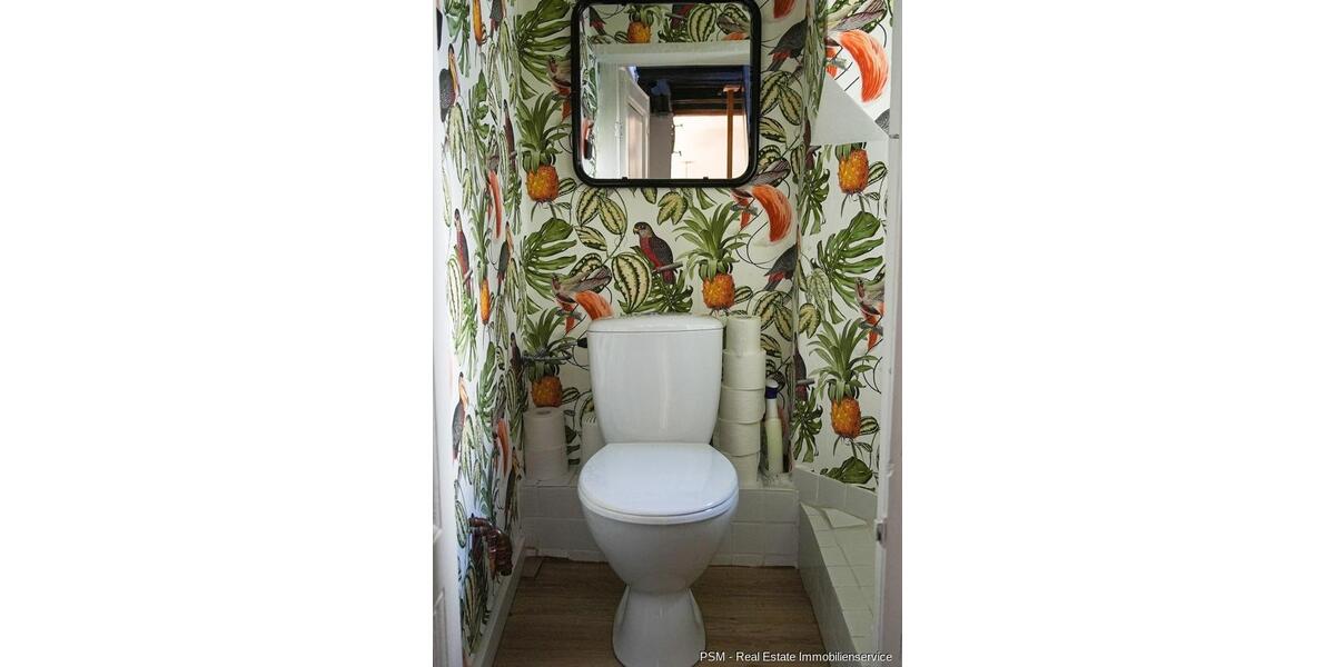 Reihenhaus Königstein im Taunus - 9 Zimmer, 170 m&sup2;, 2.300&euro; | Angebot:25352064