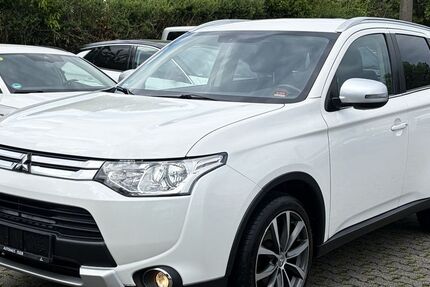 Mitsubishi Outlander 203.000 km 7.990 &euro; Wiesbaden 65199