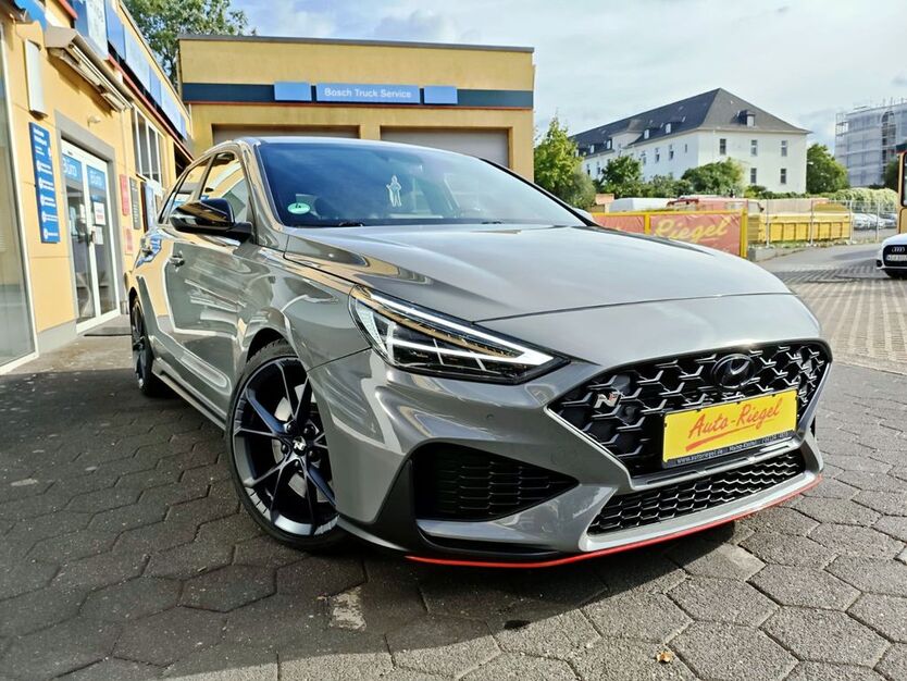 Hyundai i30 60.470 km 26.990 € Wiesbaden 55252