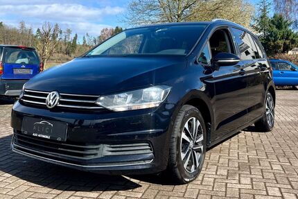 VW Touran 150.000 km 17.990 &euro; Taunusstein 65232