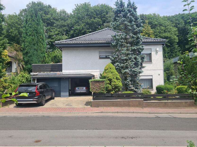 Haus zum Kaufen in Niedernhausen 720.000 € 145 m² 4 zimmer