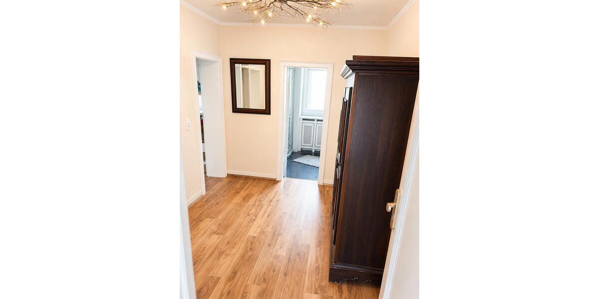 Erdgeschoßwohnung Oberursel (Taunus) - 6 Zimmer, 140 m&sup2;, 620.000&euro; | Angebot:26845218