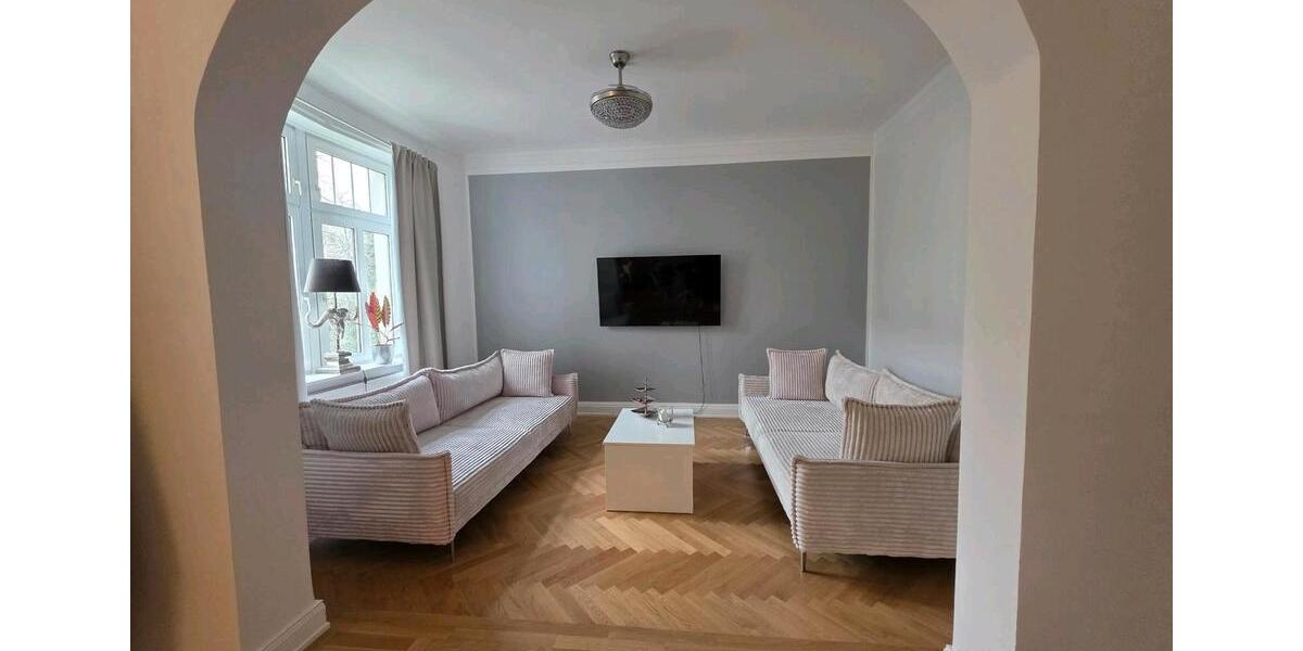 Etagenwohnung Wiesbaden Nordost - 6 Zimmer, 151 m&sup2;, 1.950&euro; | Angebot:25365796