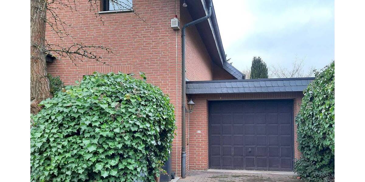 Einfamilienhaus Kriftel - 8 Zimmer, 251 m&sup2;, 980.000&euro; | Angebot:25968360