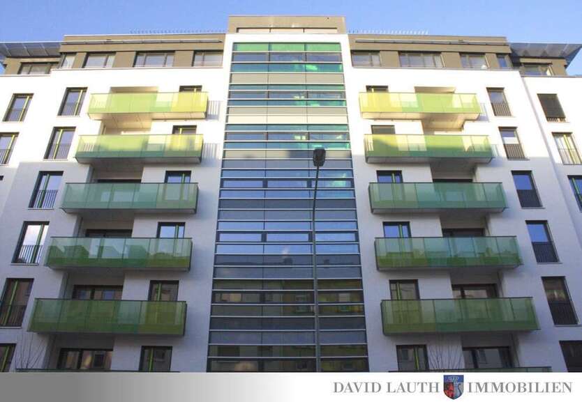 Wohnung zum Mieten in Frankfurt am Main 1.800 € 98 m²
