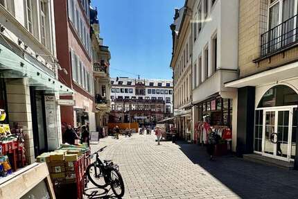 Einzelhandel in Wiesbaden 8.100 € 290 m²