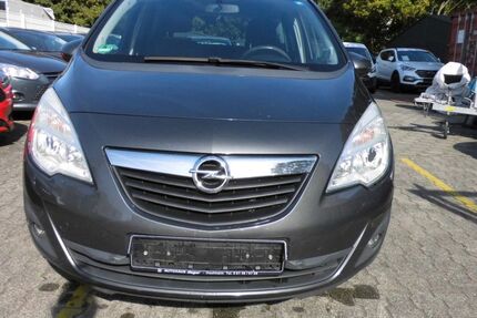 Opel Meriva 244.000 km 1.390 &euro; Mainz-Kastel 55252