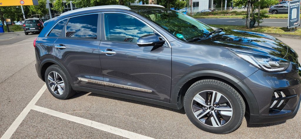 Kia Niro 37.013 km 21.900 &euro; Mainz 55126