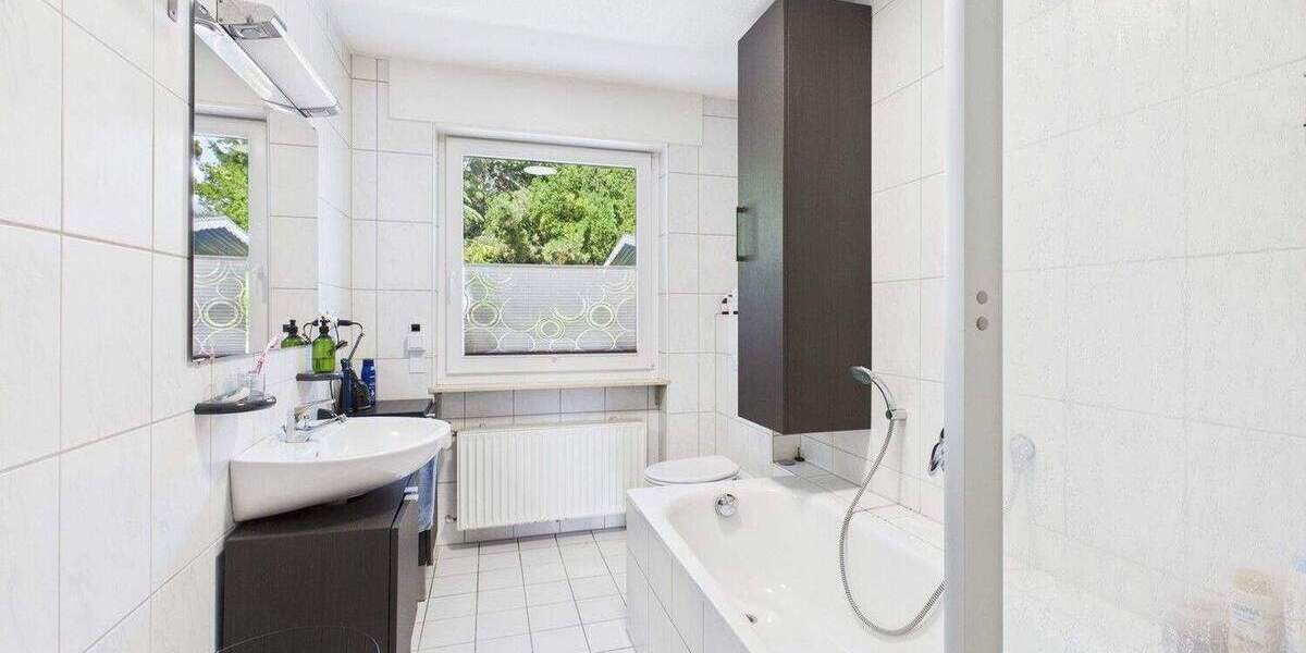 Familienfreundliches, modernes Einfamilienhaus mit 174 m² Wohn-Nutzfläche 5 zimmer