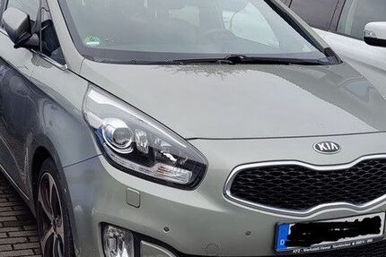 Kia Carens 142.500 km 11.900 &euro; Wiesbaden 55246