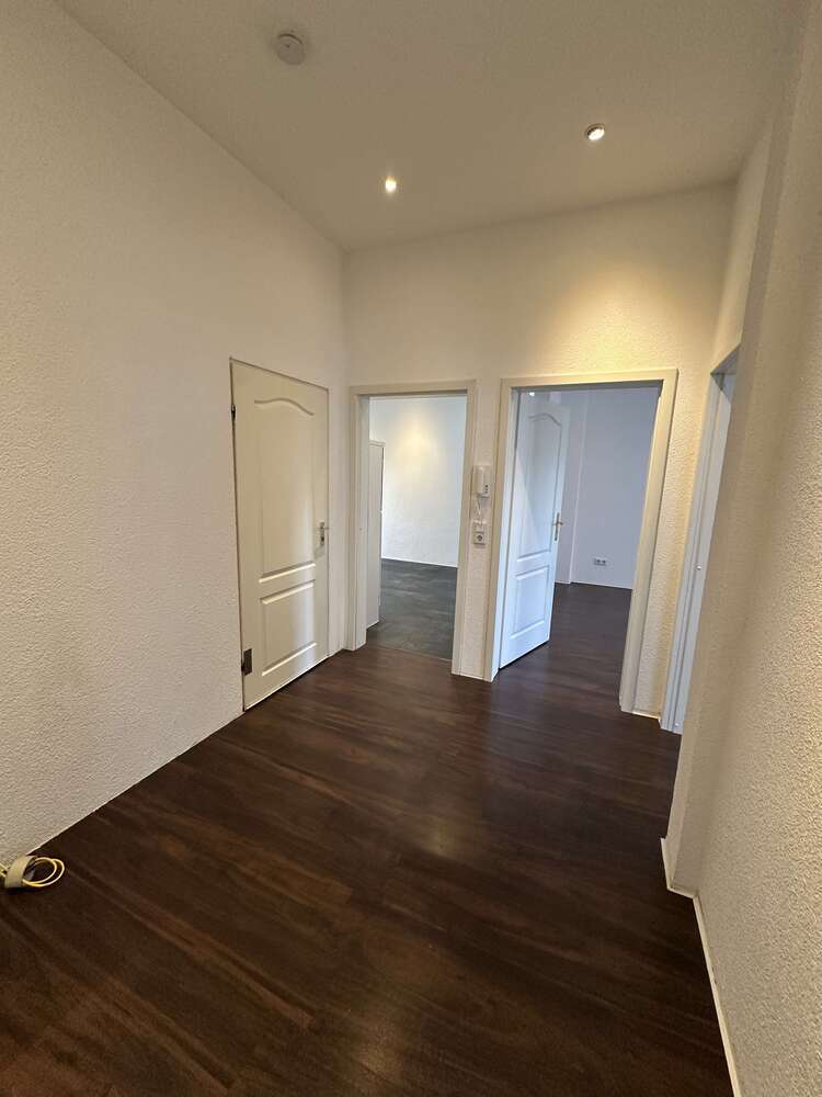 Wohnung zum Mieten in Frankfurt am Main 1.130 € 82 m²