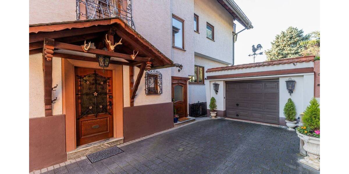 Etagenwohnung Bischofsheim - 8 Zimmer, 275 m&sup2;, 850.000&euro; | Angebot:26498818