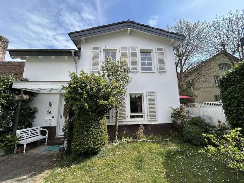 Haus zum Mieten in Bad Soden a.T. 1.990 € 90 m² 2.5 zimmer