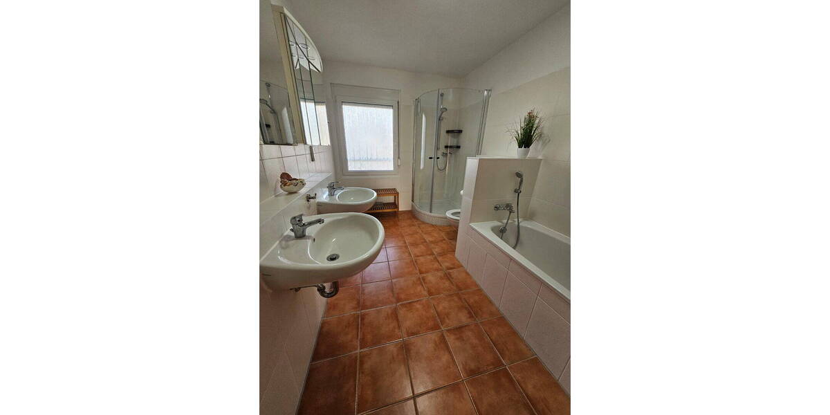 Doppelhaushälfte Eschborn Niederhöchstadt - 6 Zimmer, 155 m&sup2;, 850.000&euro; | Angebot:26326145