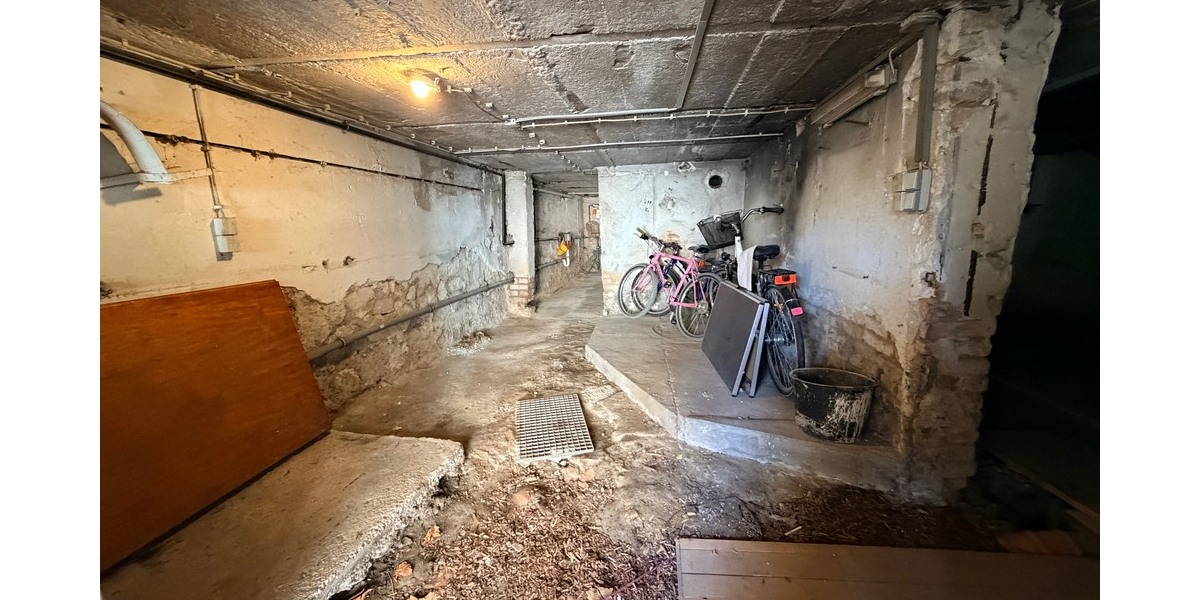 ***Sanierungsobjekt mit großem Potenzial in Mainz-Finthen, flexible Nutzungsmöglichkeiten*** - Einfamilienhaus Mainz Finthen | Angebot:26262022