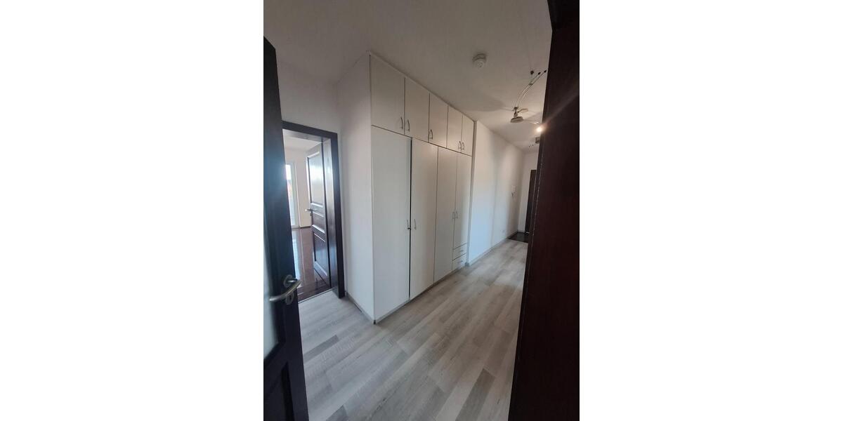 Etagenwohnung Taunusstein - 3 Zimmer, 79 m&sup2;, 219.000&euro; | Angebot:25645336