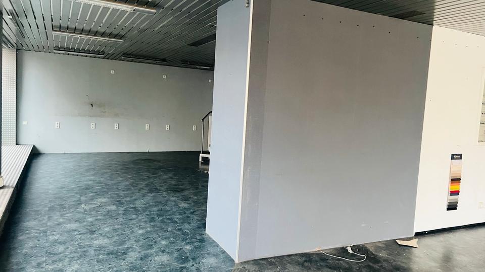 Gewerbefläche, kiosk,MassagenStudio zimmer