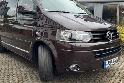 VW T5 Multivan 183.000 km 21.800 € Heidenrod 65321
