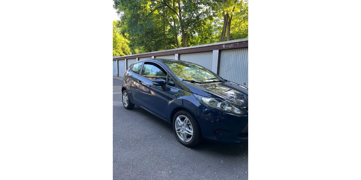 Ford Fiesta 157.200 km 3.200 &euro; Wiesbaden 65197