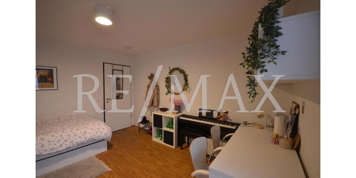 Etagenwohnung Idstein - 1 Zimmer, 26 m&sup2;, 370&euro; | Angebot:26465345