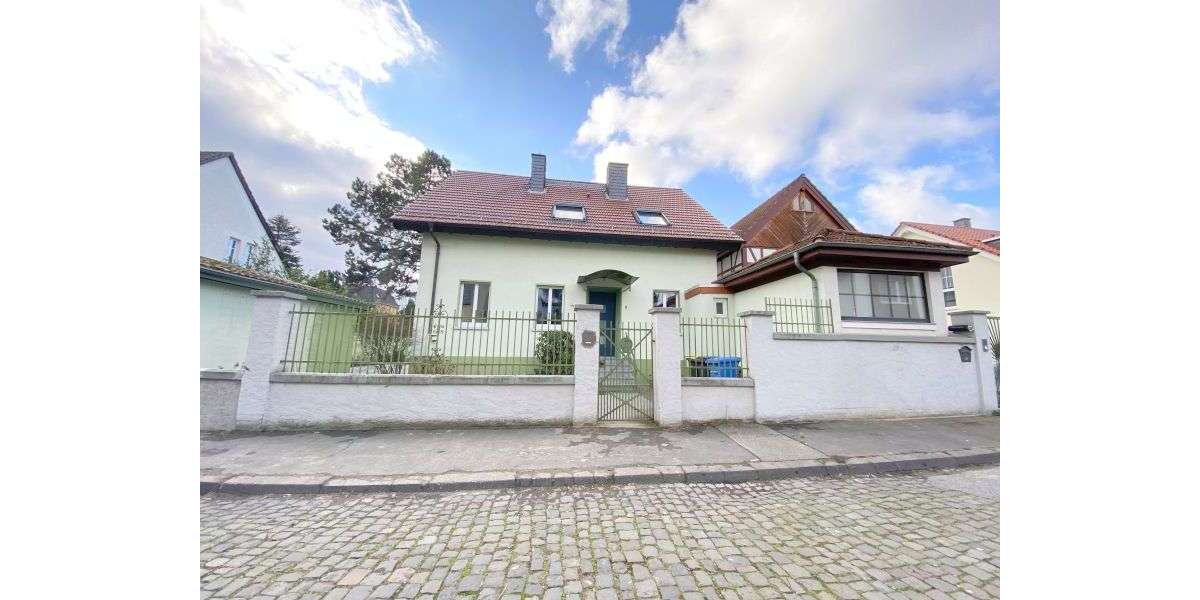 Haus zum Mieten in Eltville 3.100 € 180 m² 5 zimmer